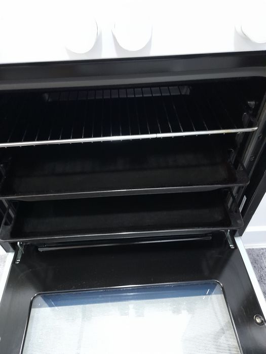 Продам Газ плита BOSCH