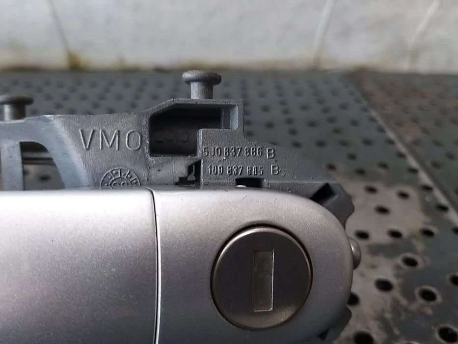 Maner usa stanga fata skoda roomster 5j 5j0837886