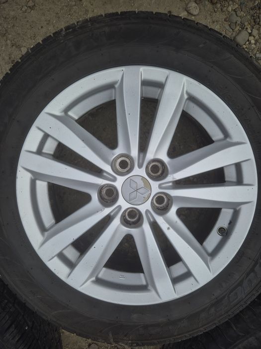 Roti mitsubishi Asx 215/60R17 96H M+S