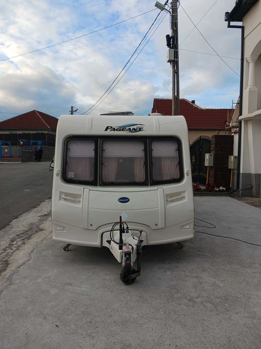 Vind urgent caravana baylei pagiant 2006