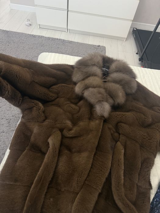 Продам норковую шубу