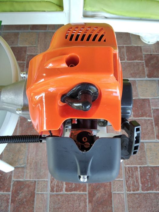 Моторна коса - храсторез - brush cutter bc520