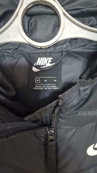 Продам куртки оригинал nike