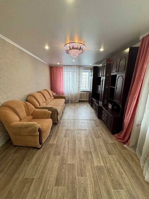 Продам 3х комн Ломоносова