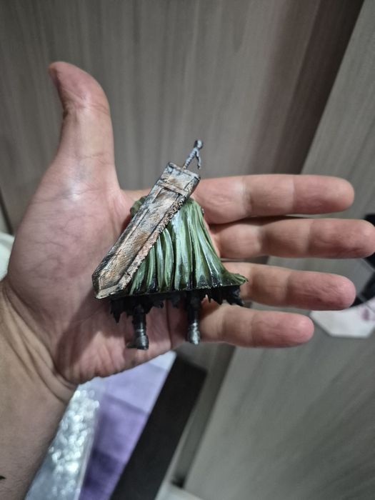 3D фигурка на Guts от мангата Berserk