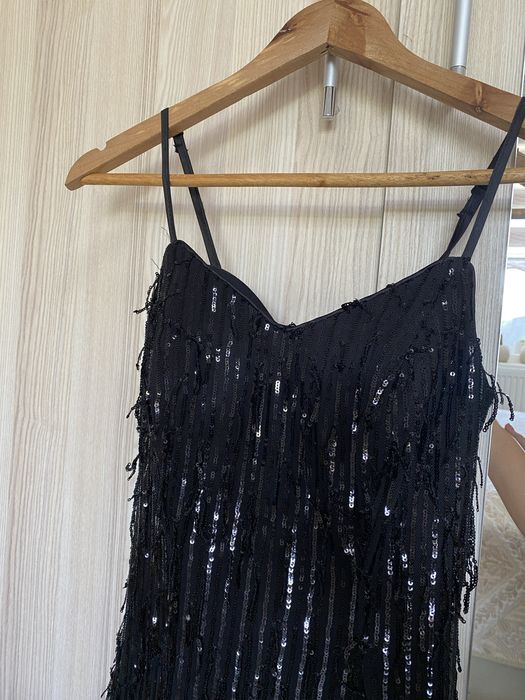 Черна тясна рокля