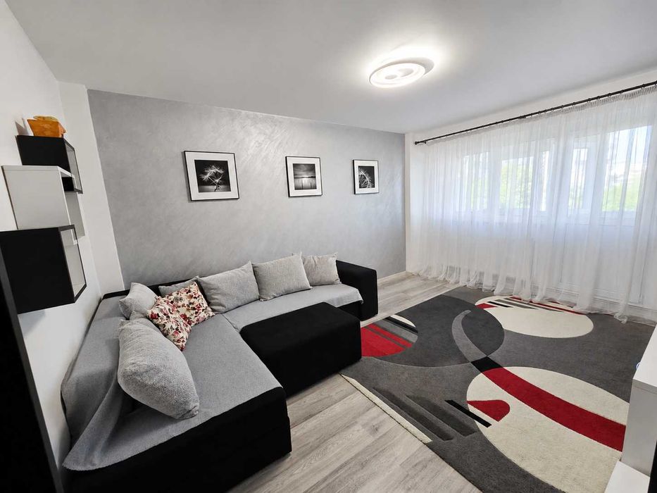 Apartament 2 camere Ultracentral | Renovat complet | Centrala termica | 2 Balcoane | Proprietar