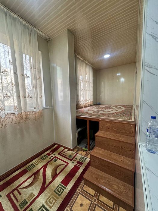 Мирабадский район Куйлюк массив 4  3/2/4 балкон  2х6/ ипотека/не торец