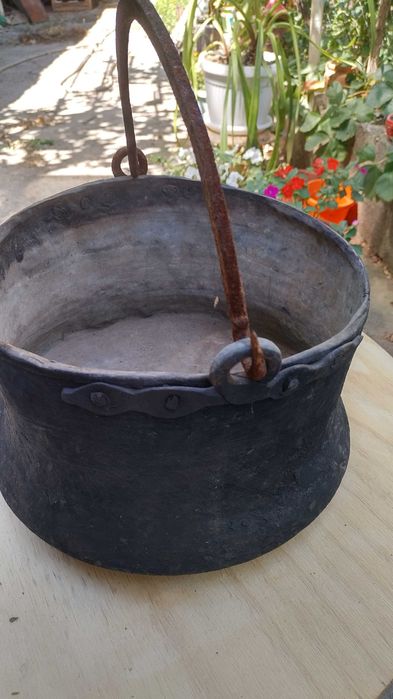 Медни котли и стари нощви