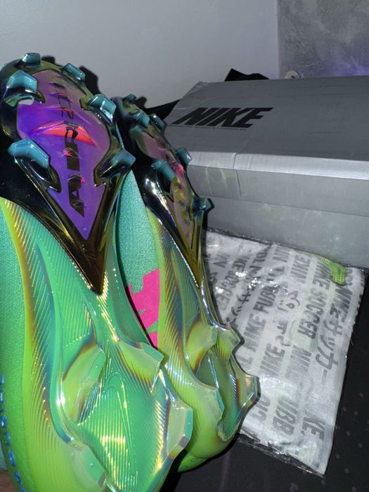 Nike Superfly Chromatic Pack