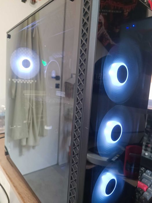 Комютър Ryzen 2600 | 16GB RAM | ASUS B450-F Strix Gaming | 256 GB Nvme + 480 GB SSD | RX 470 8GB | 550W за Работа и Гейминг