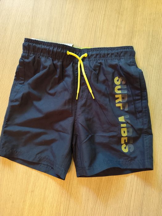 Чисто нови бански за момче