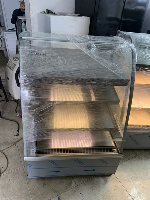 Сладкарска хладилна витрина / ШВЕЦИЯ 90см/