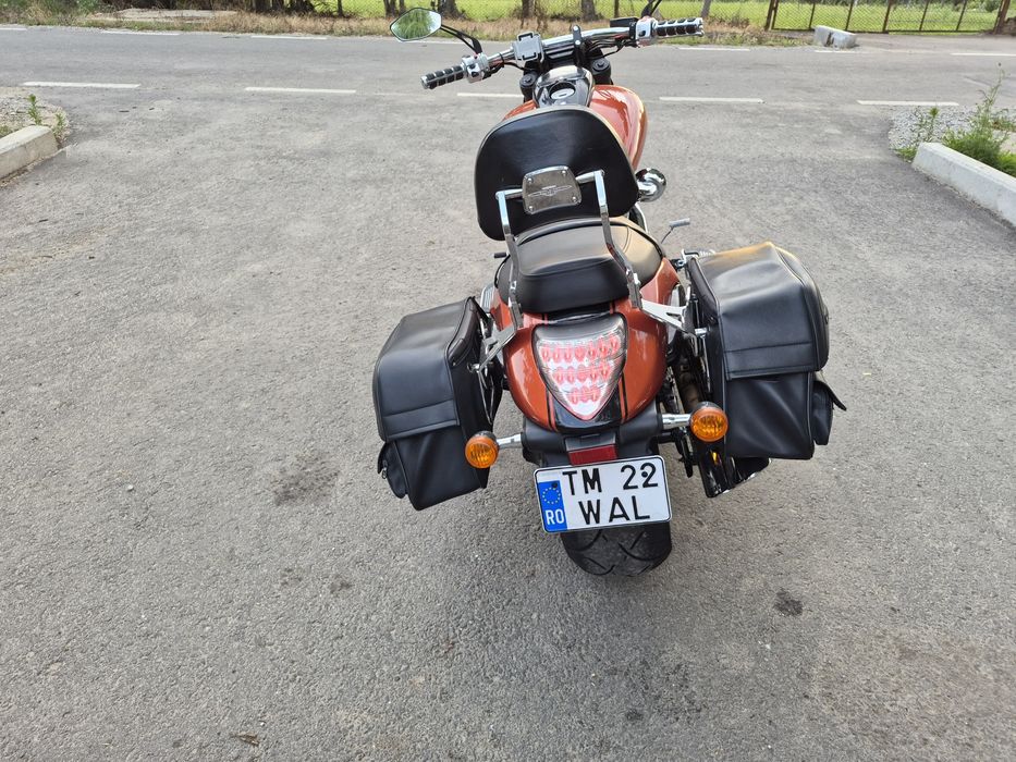 Vând Suzuki Boulevard 1800