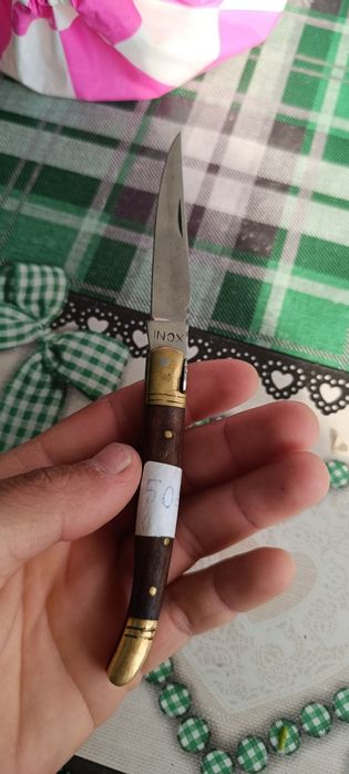 Продавам стар джобен нож