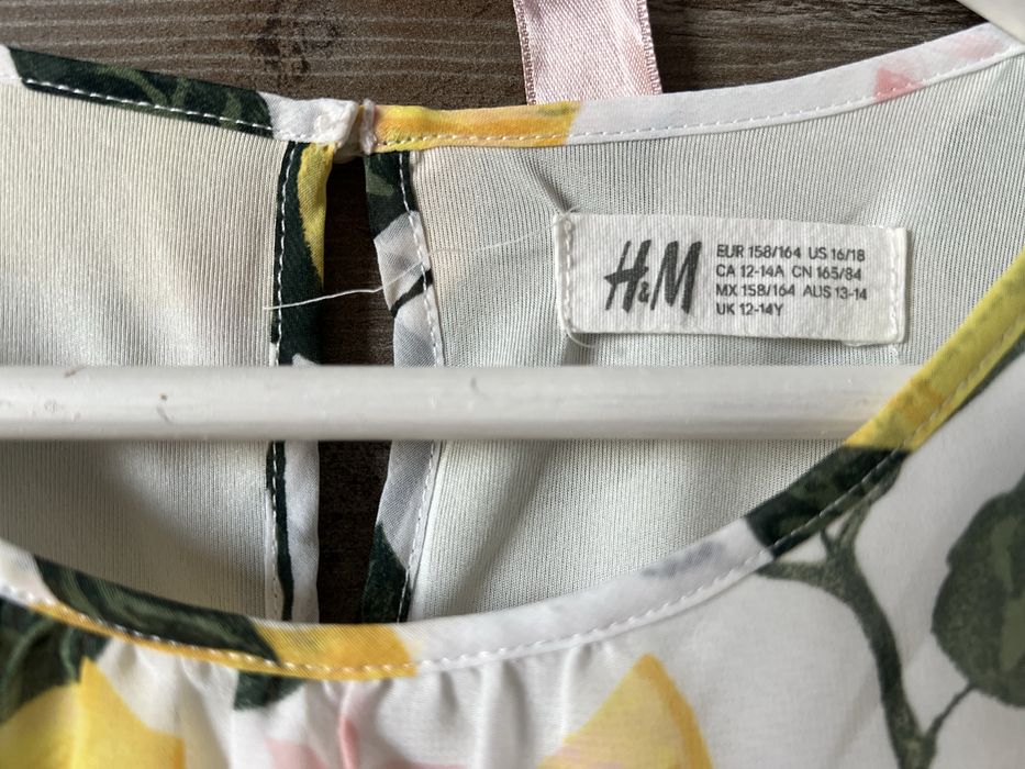 Рокля на лимони H&M