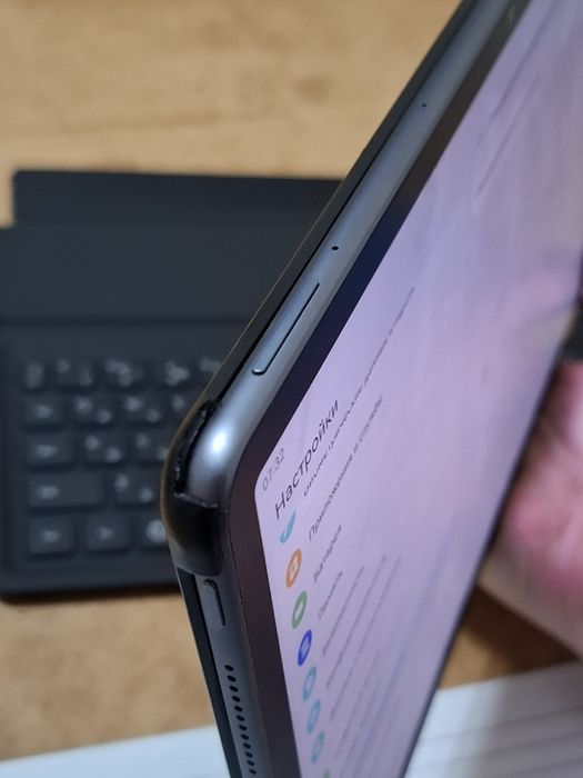 продается планшет Huawei 11.5 TXZ-W09