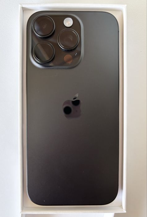 Apple iPhone 16 Pro Black Titanium 128GB на 1 месец!