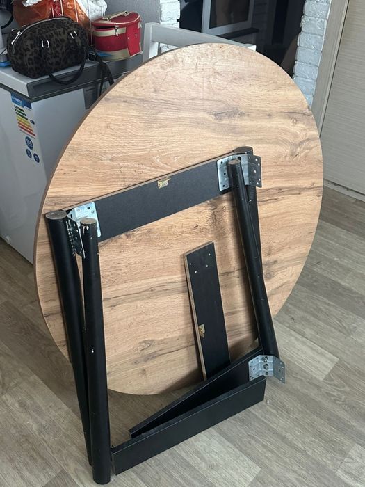 Стол круглый 1 метр