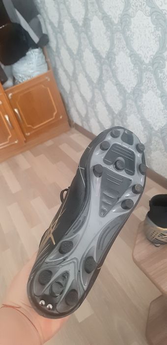 Продам бутсы НОВЫЕ