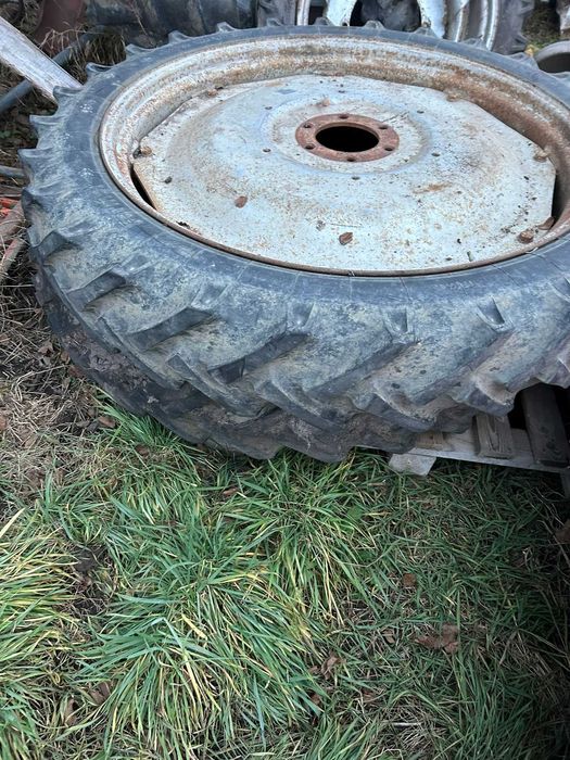 Masina ambalat cartofi,legume digital,Roti inguste r42 9,5 r28 8,3