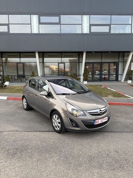 Opel corsa 1.3 diesel scaune incalzite /volan incalzit