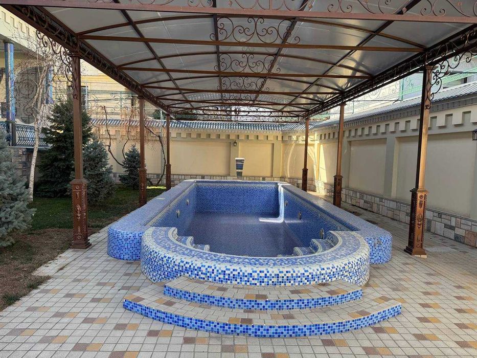 Сдается Дом 810 м2 участок 16 соток рядом с British School