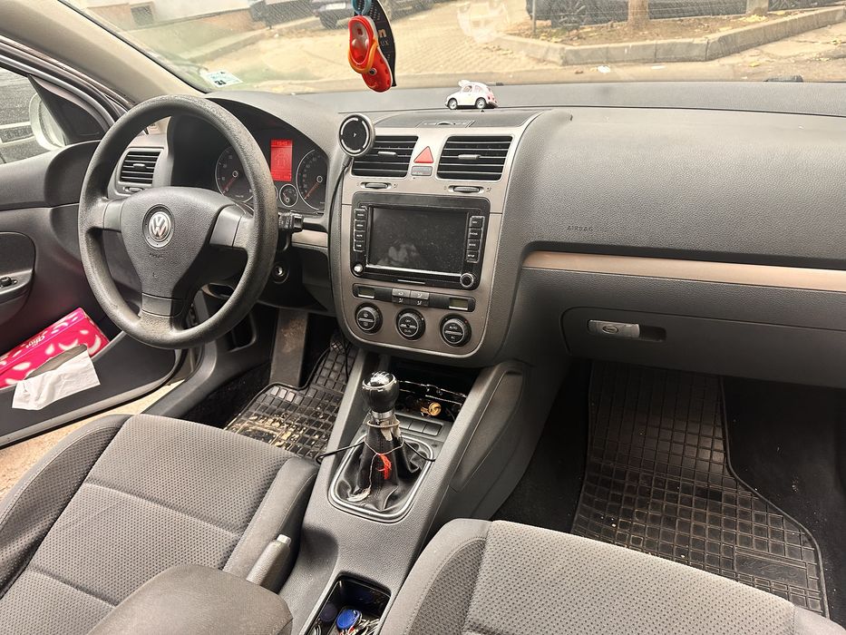 Volkswagen Golf 5 1.6