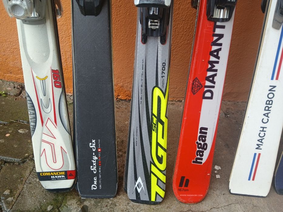 Se vind schiuri skiuri ski