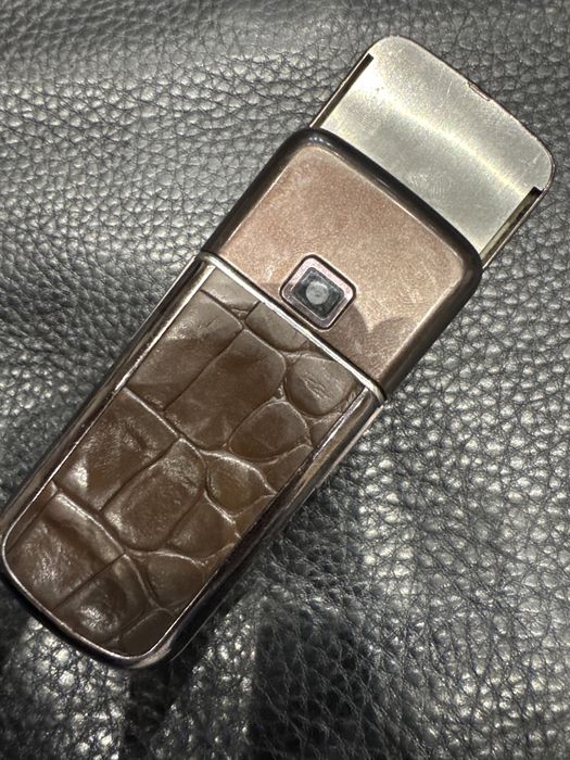 Nokia 8800 art saphire