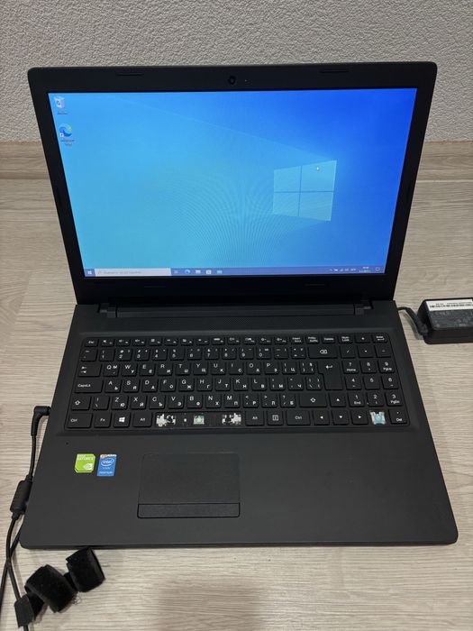 Продавам Lenovo ideapad 100 15 ibd