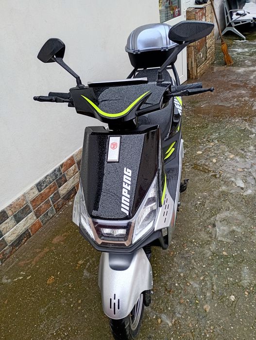 Vând scuter electric