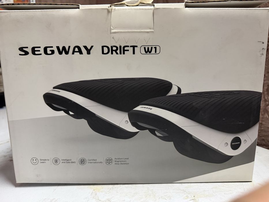 Продам электро ролики Segway drift w1