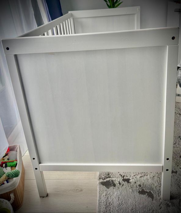 Patut bebe Ikea culoare alb cu/fara saltea inclusa