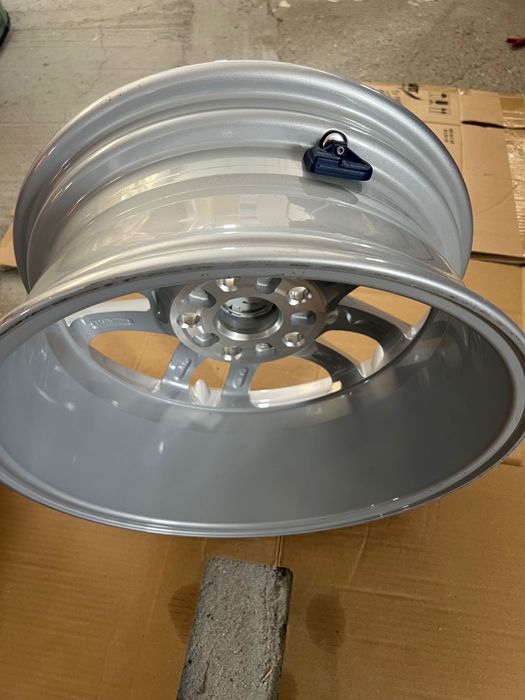 Алуминиеви джанти Toyota 16” оригинални със датчици 4бр. Bosch