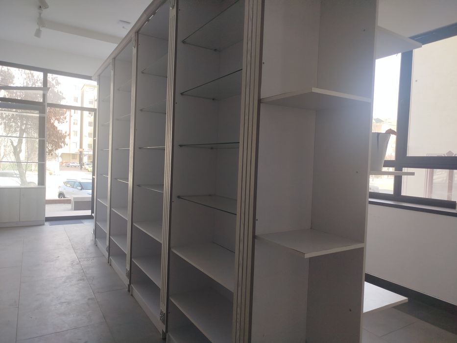 Продается стеллаж для магазина