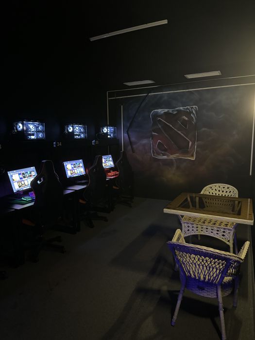 Продаю готовый компьютерный клуб!