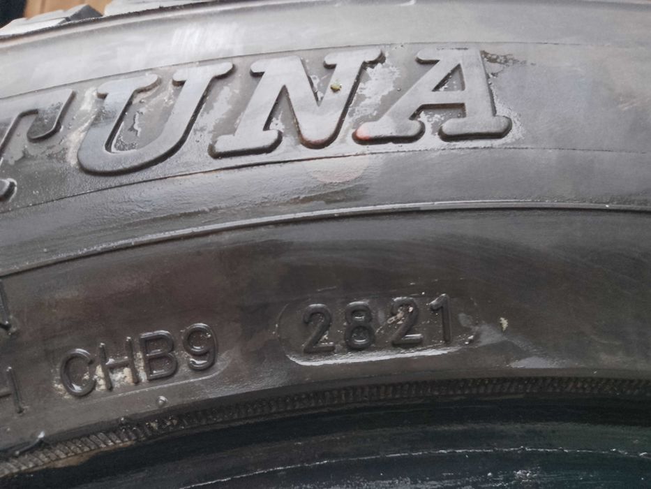 Зимна гума Fortuna 235/55R18