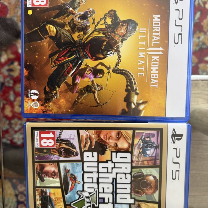 Продавам Playstation 5