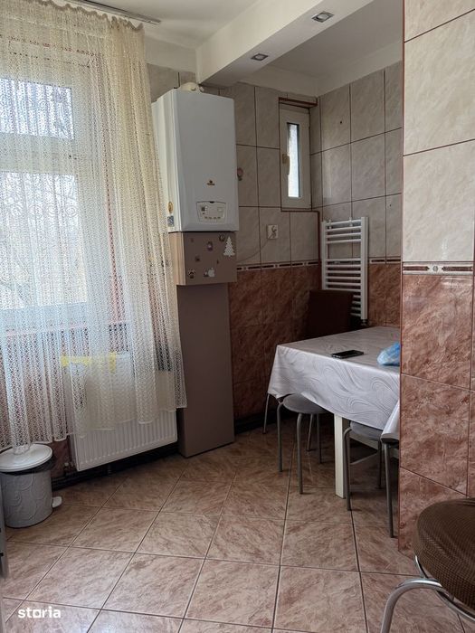 Colibri, etaj 1/4, Preț 500 euro