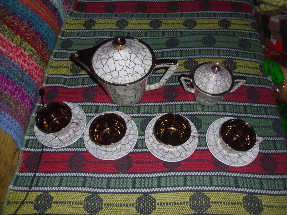 Serviciu cafea portelan vechi,fin