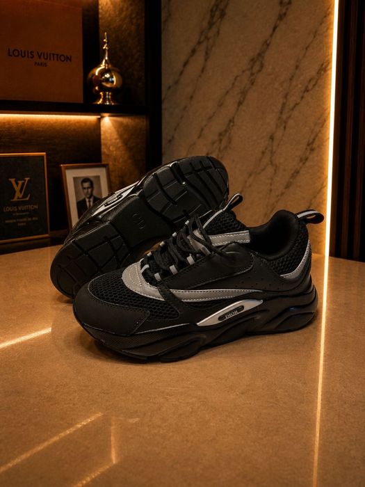 Christian Dior B22 Black Edition