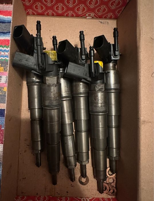 Дюзи за бмв 335д 535д х5 286кс пиезо duzi bmw 335d 535d x5 286ks 077