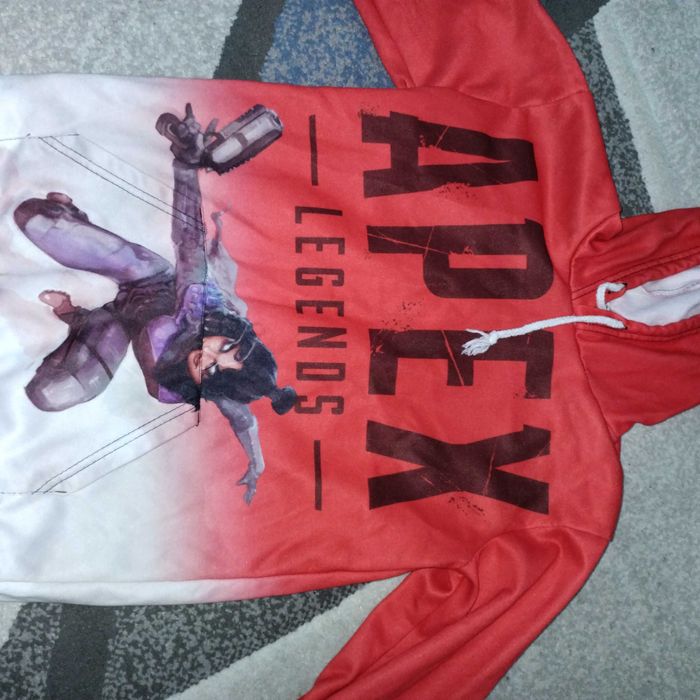 Суичър от играта Apex,Стар Уорс и блузка с черепи ,9-10 г