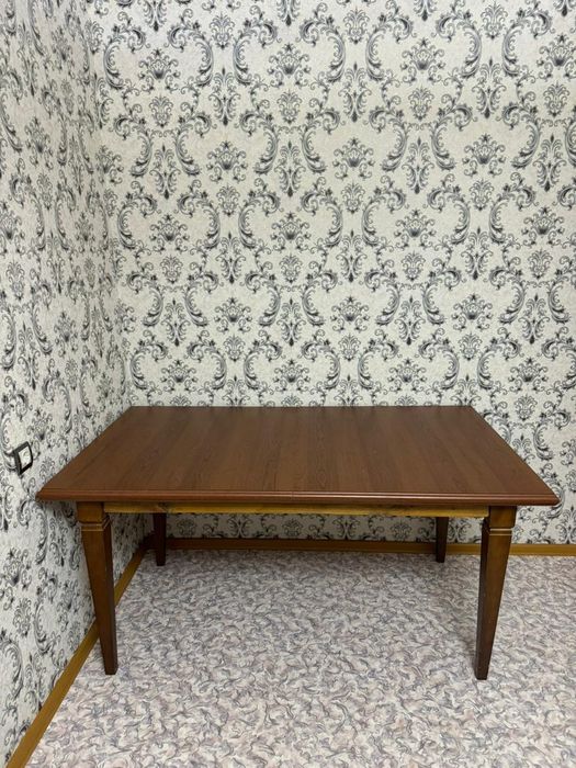 Деревянный стол, раздвижной