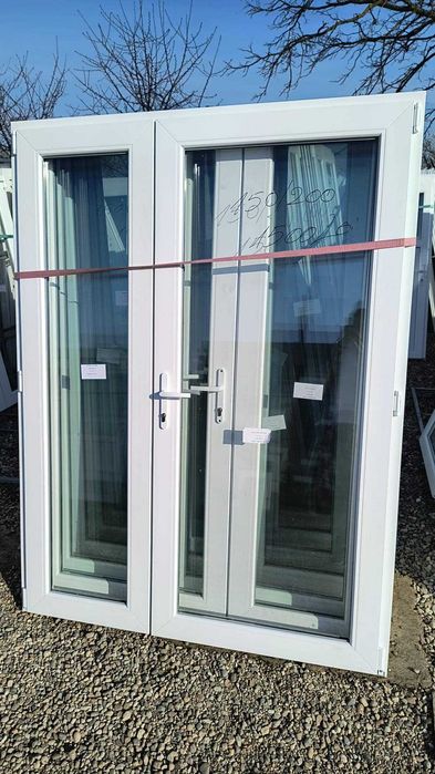 usi duble noi albe cu sticla de jos pana sus de la 1400lei