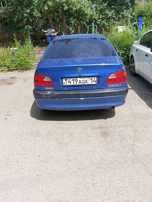Продам Тойота Авенсис