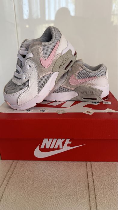 Детски маратонки Nike