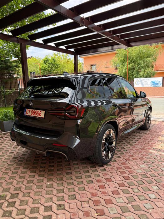 BMW iX3 2023 — imagine 5