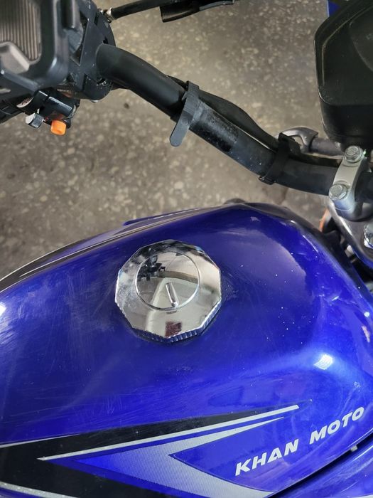 Продам кубовый мопед-мотоцикл